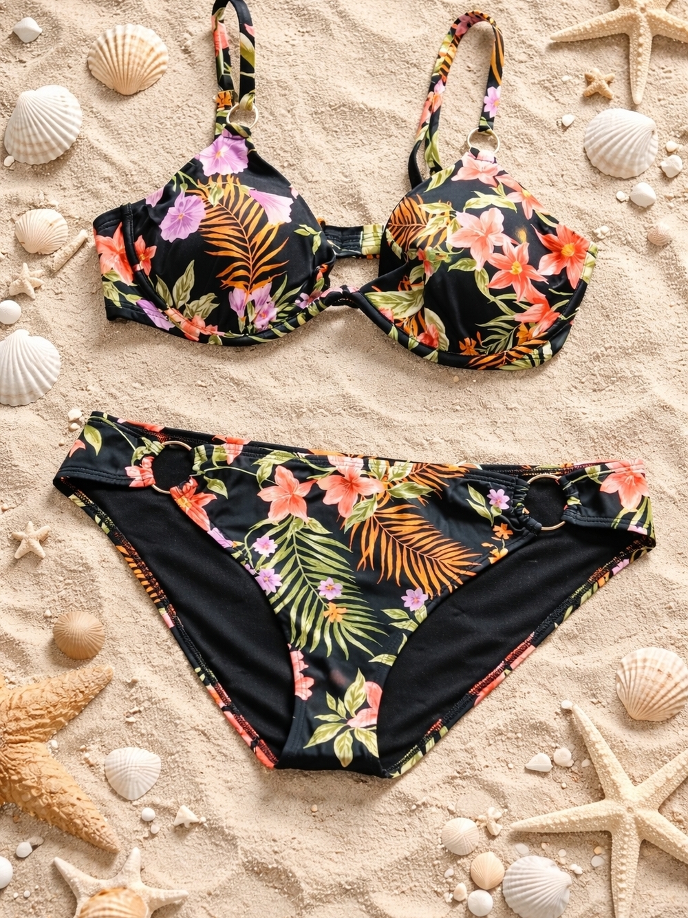 Shade & Shore Bikini Set 🌺
Top: 34DD | Bottom: Large